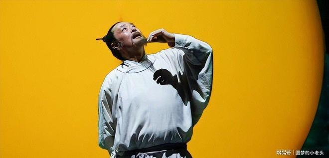 73��姴�꿳�����Ů��Ь��̱���ڵأ������ղ����ˣ�����̫����