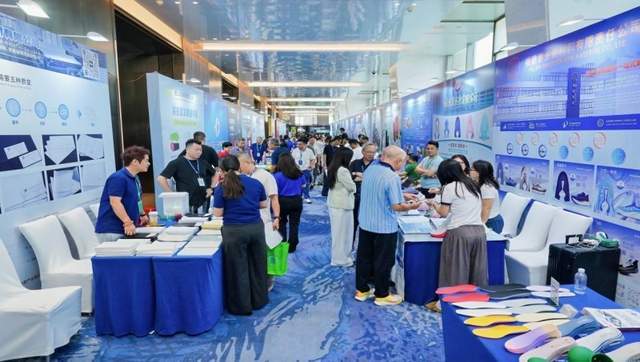 全链汇聚,向新而行|2026世界鞋业发展大会在晋江启幕,共绘鞋业高质量发展新蓝图